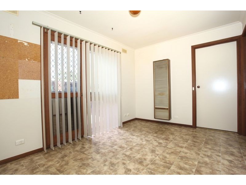 5 Ruffy Drive, Cranbourne VIC 3977