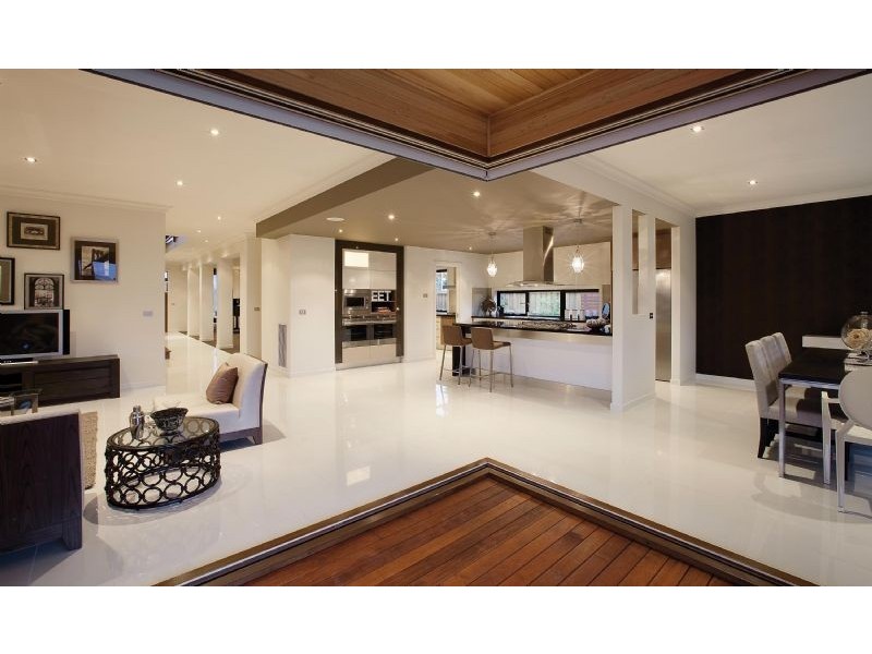 Cranbourne North VIC 3977