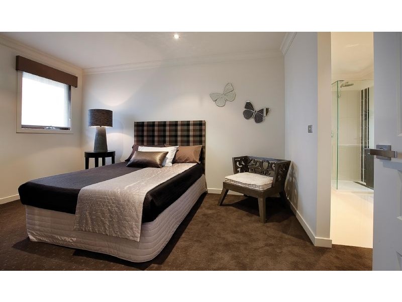 Cranbourne North VIC 3977