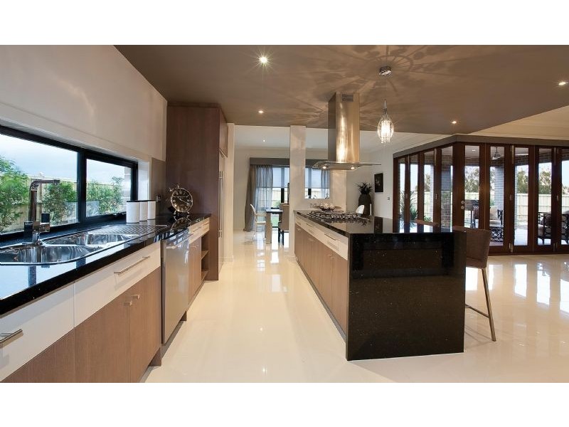 Cranbourne North VIC 3977