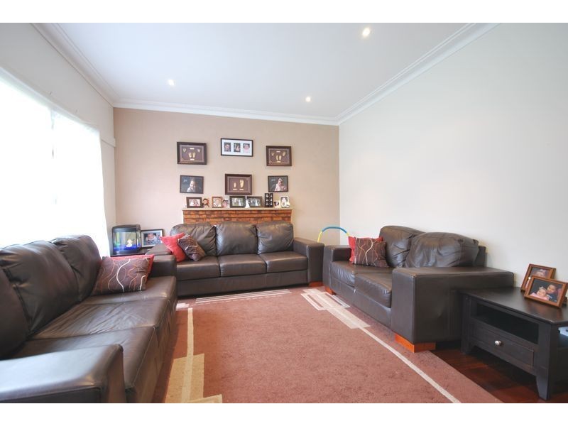 18 Codrington Street, Cranbourne VIC 3977