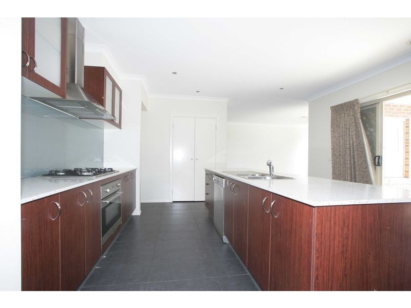 41 Ebony Street, Cranbourne VIC 3977