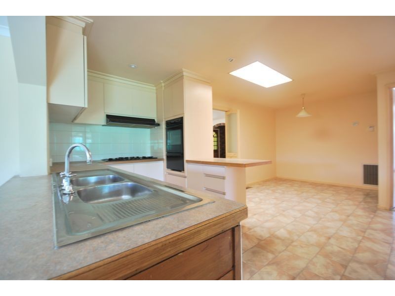 17 Ketnor Street, Cranbourne VIC 3977