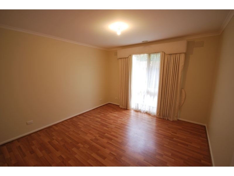 1/122 Circle Drive South, Cranbourne VIC 3977