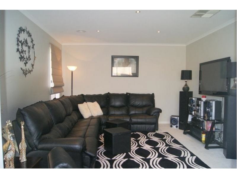 Cranbourne East VIC 3977