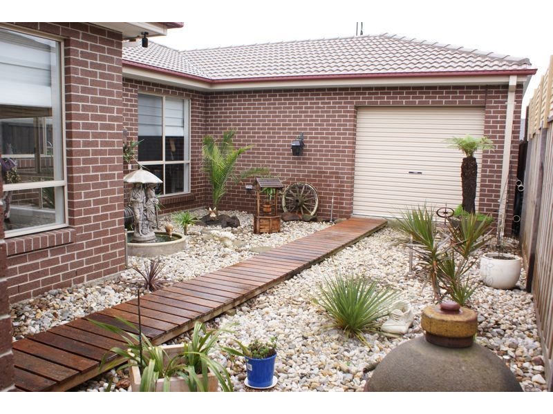 Cranbourne East VIC 3977