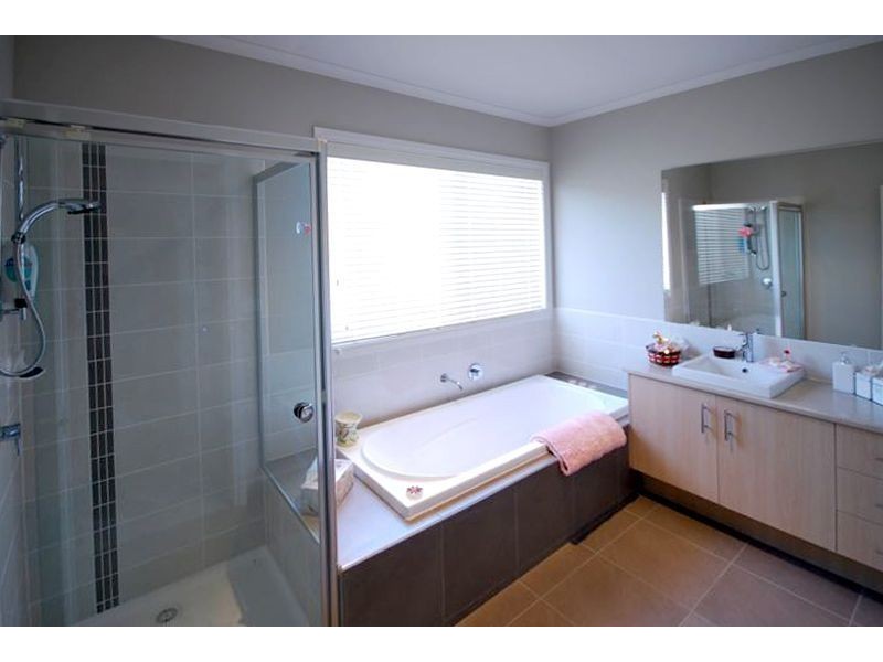 Cranbourne East VIC 3977