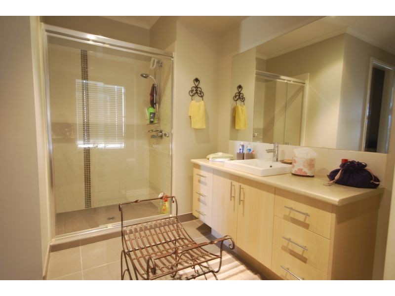 Cranbourne East VIC 3977