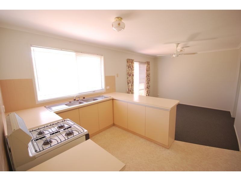 1/4 Damian Court, Cranbourne VIC 3977