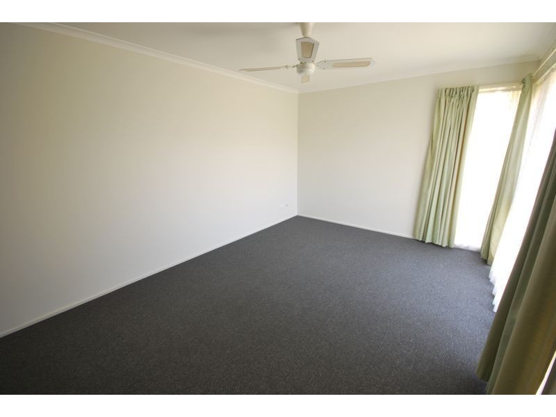 1/4 Damian Court, Cranbourne VIC 3977