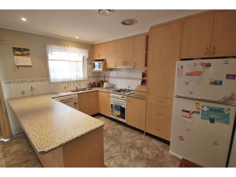 Cranbourne North VIC 3977