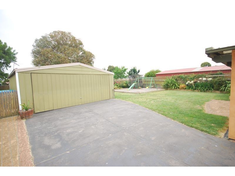 Cranbourne North VIC 3977