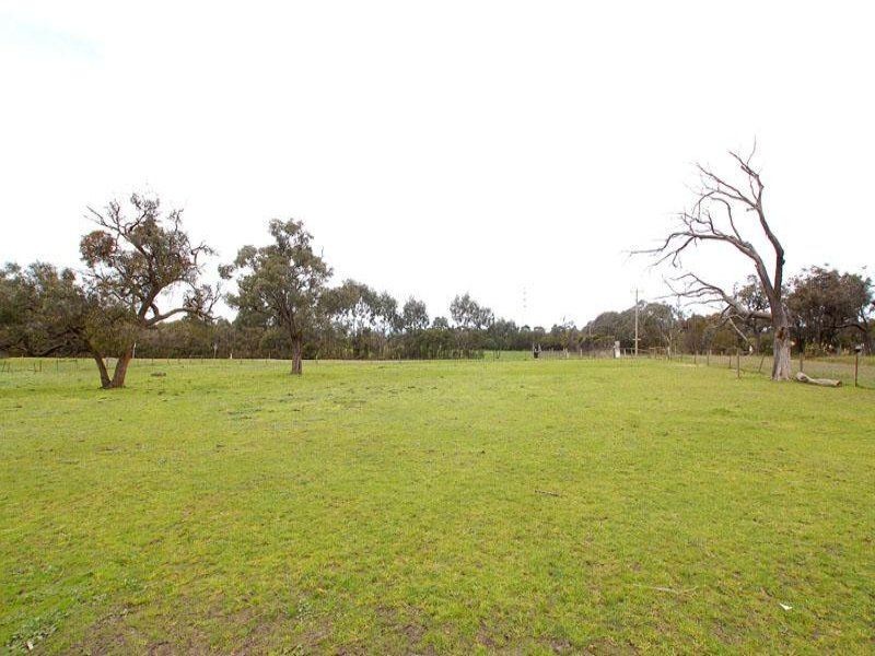 965 Robinsons Road, Pearcedale VIC 3912