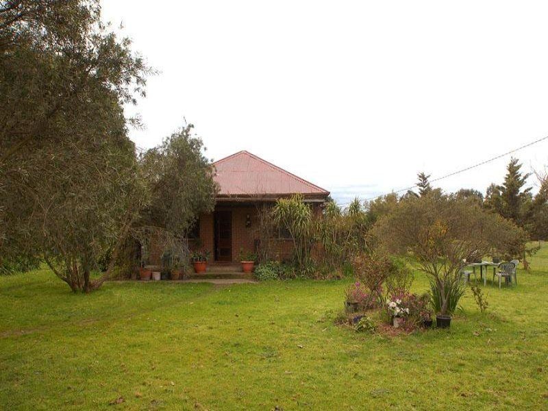 965 Robinsons Road, Pearcedale VIC 3912