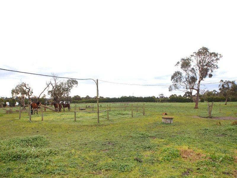 965 Robinsons Road, Pearcedale VIC 3912