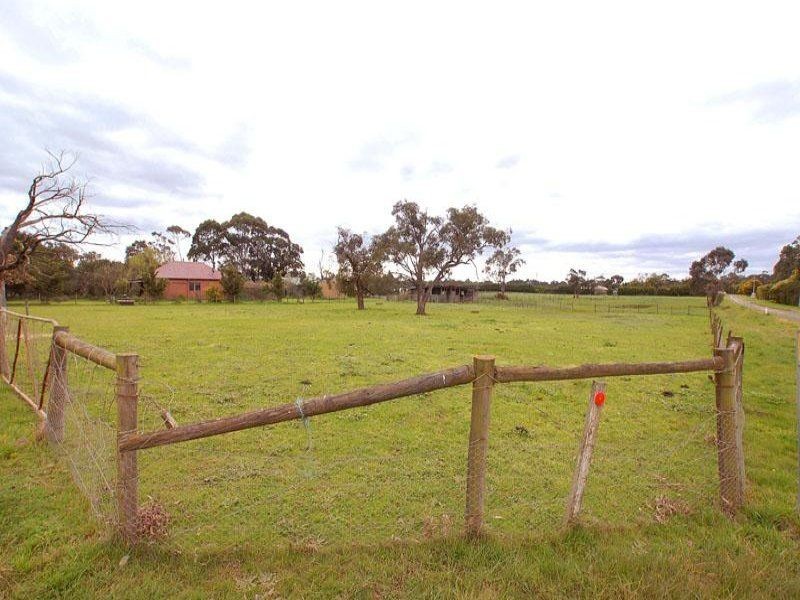 965 Robinsons Road, Pearcedale VIC 3912