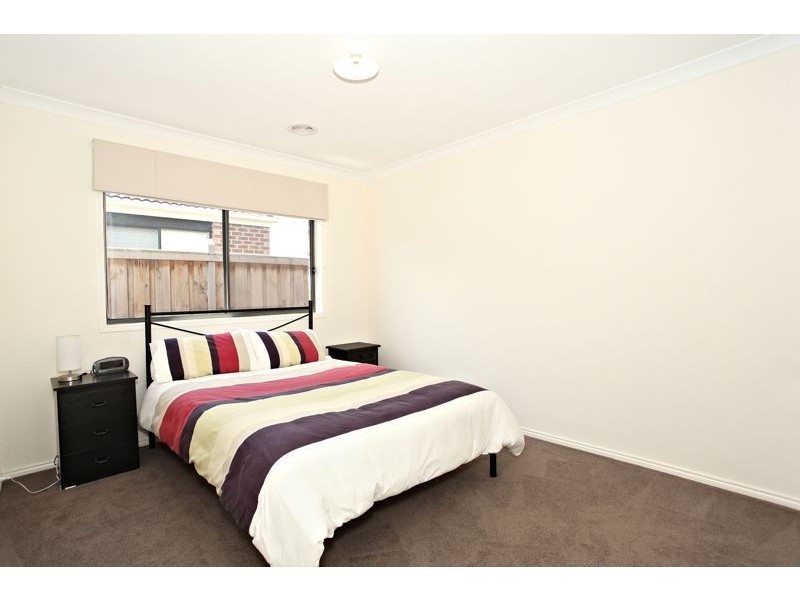 14 Bulga Wattle Cct, Lyndhurst VIC 3975