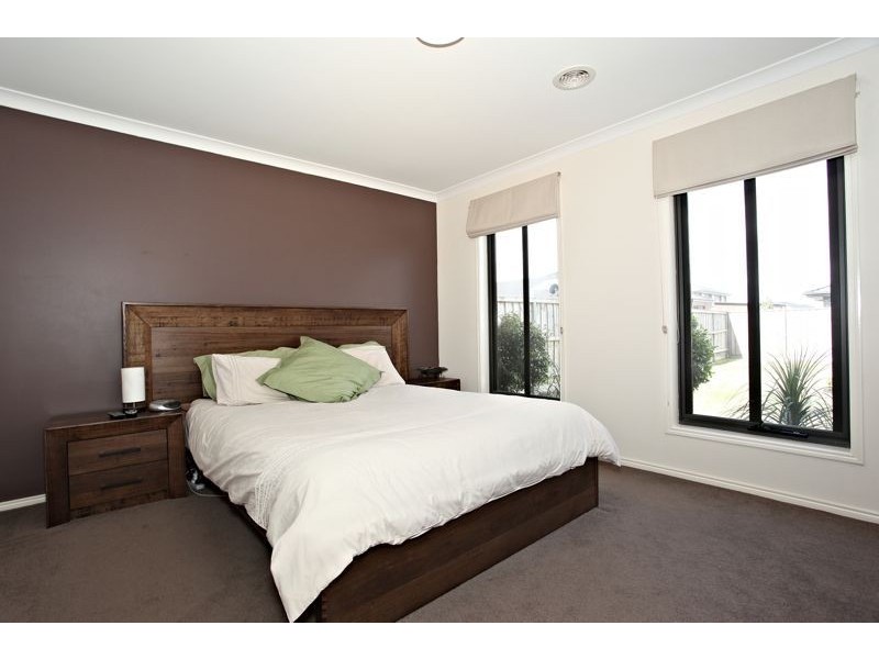 14 Bulga Wattle Cct, Lyndhurst VIC 3975