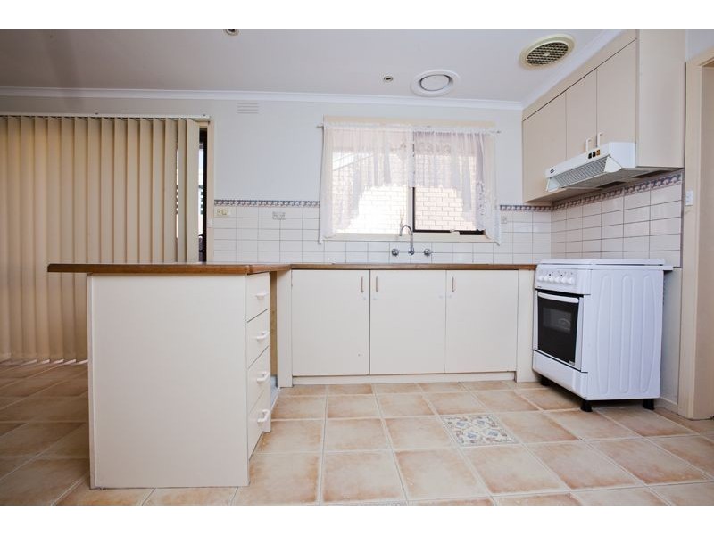 16a Latrobe Street, Cranbourne VIC 3977