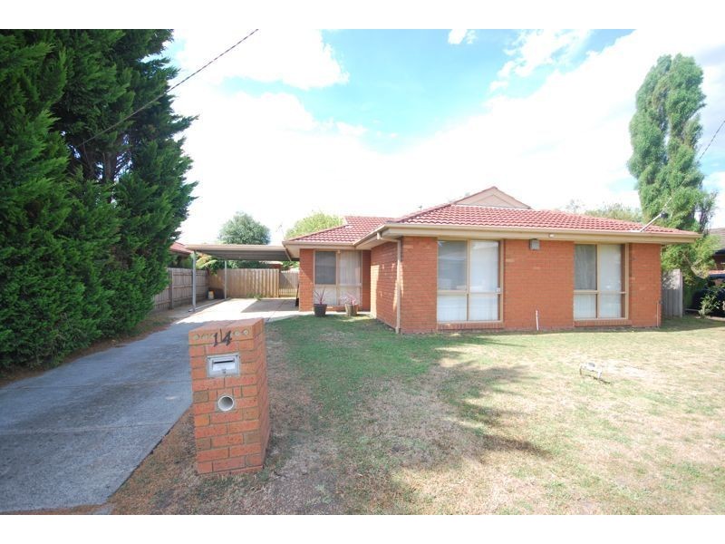 14 Caroline Crescent, Cranbourne West VIC 3977