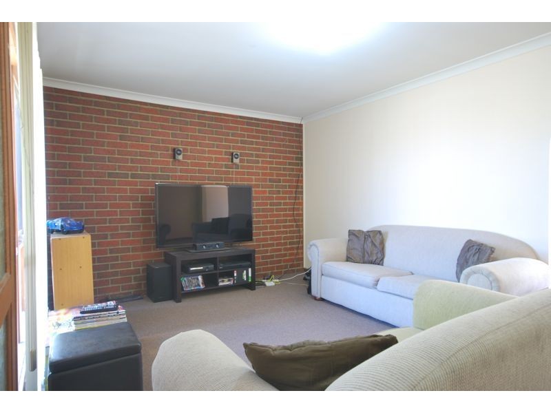 14 Caroline Crescent, Cranbourne West VIC 3977