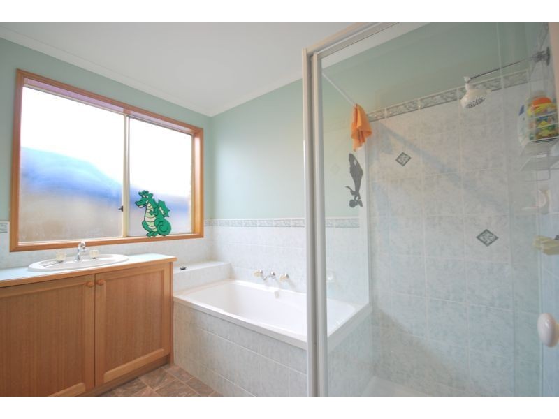 Cranbourne West VIC 3977