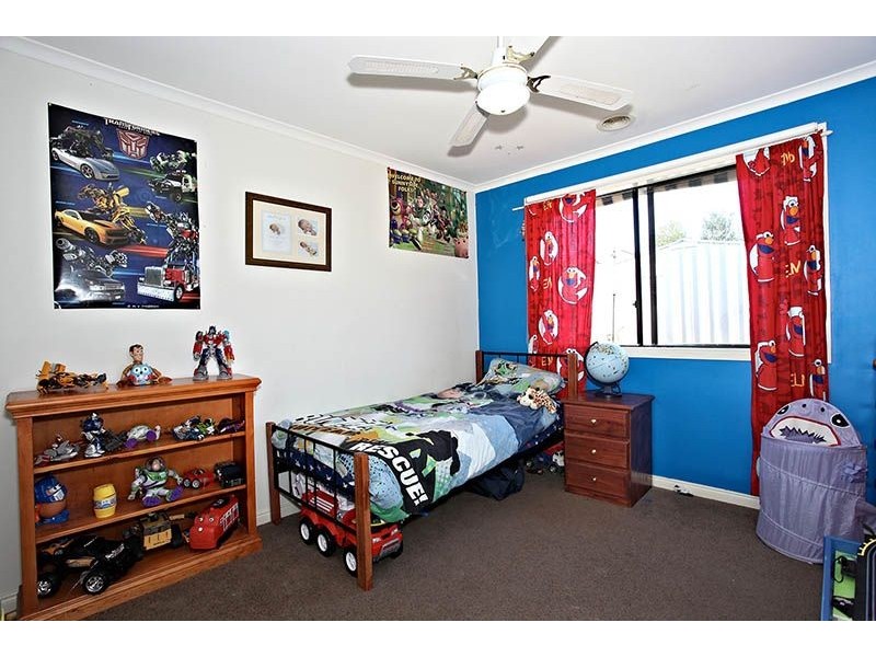 72 Springhill Drive, Cranbourne VIC 3977