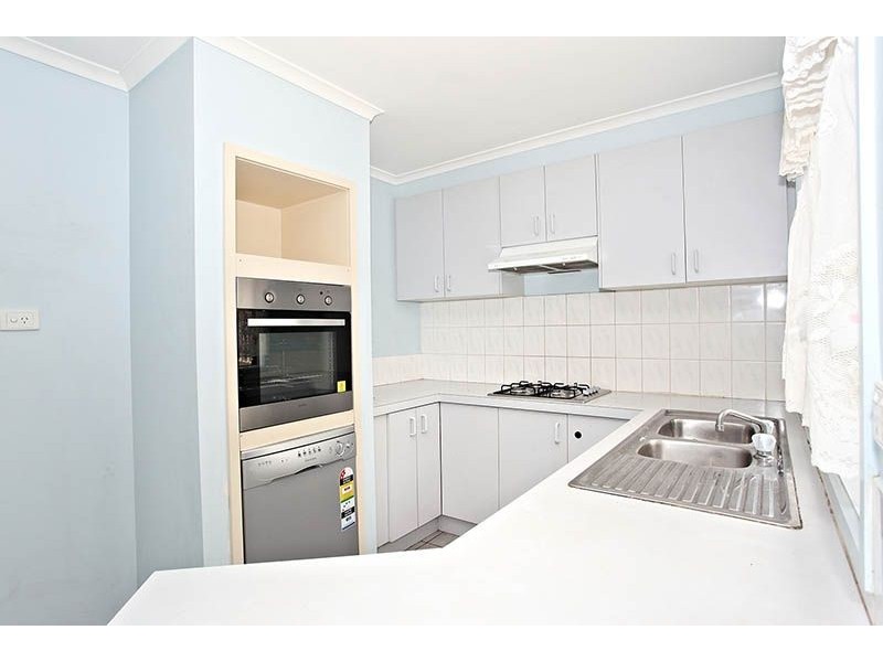 69 Courtenay Avenue, Cranbourne North VIC 3977