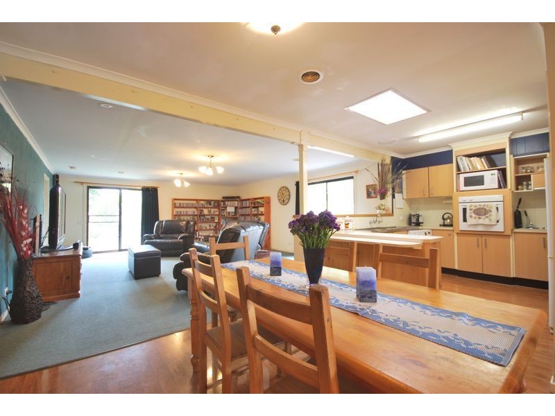 14 Elaine Court, Cranbourne VIC 3977