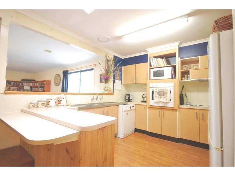 14 Elaine Court, Cranbourne VIC 3977