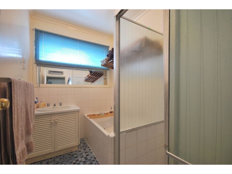 14 Elaine Court, Cranbourne VIC 3977