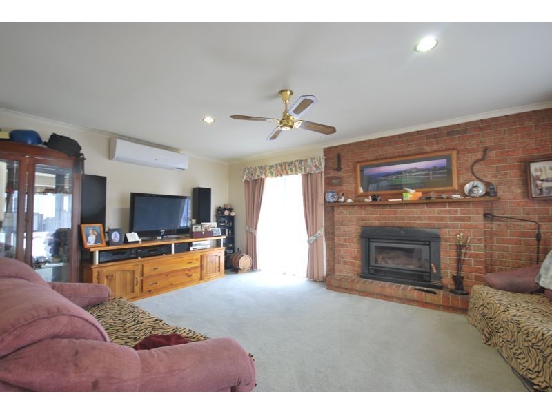Cranbourne VIC 3977