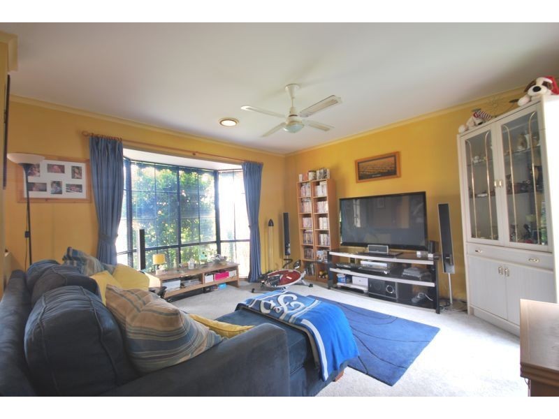 6 Lowther Court, Cranbourne North VIC 3977