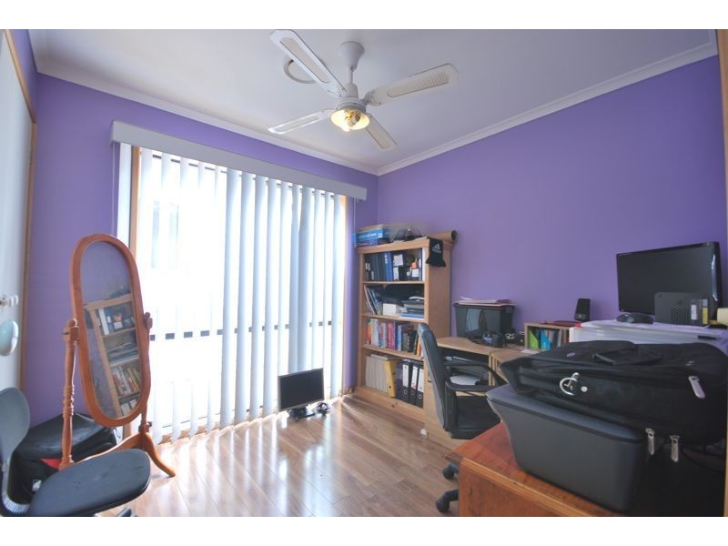 6 Lowther Court, Cranbourne North VIC 3977