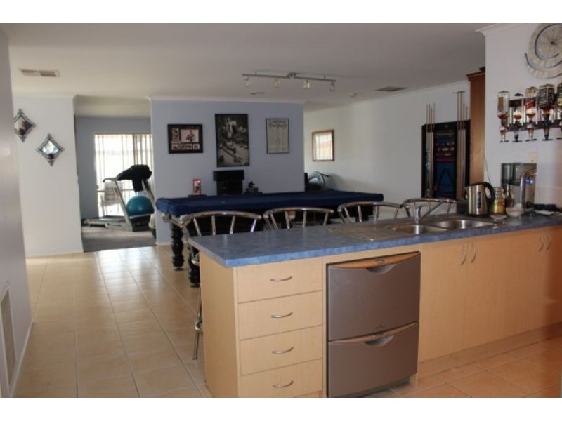 Cranbourne West VIC 3977