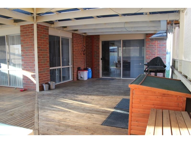 Cranbourne West VIC 3977