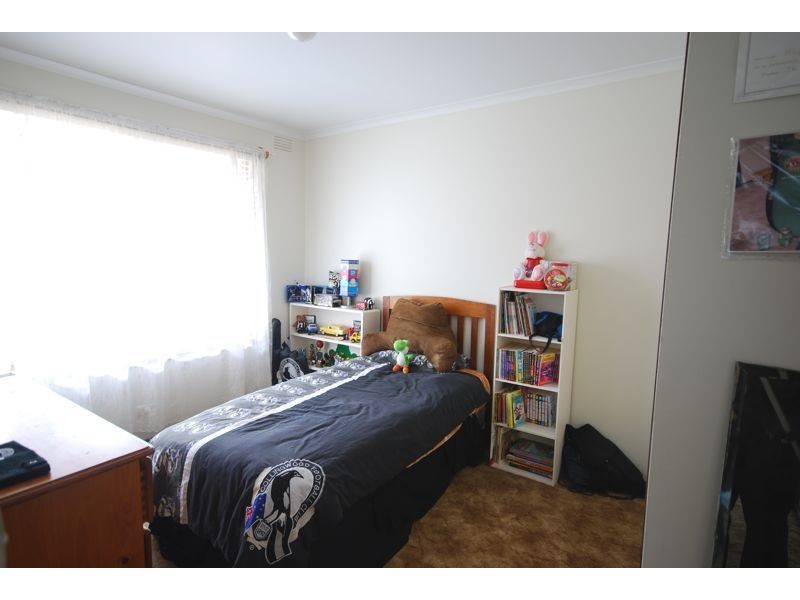 1/8 McLaren Avenue, Cranbourne VIC 3977