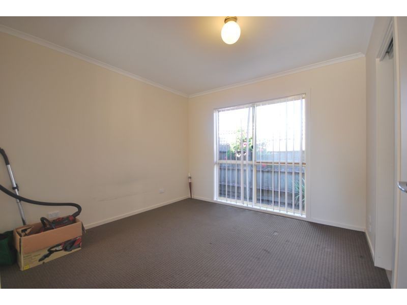 4/16 Stawell Street, Cranbourne VIC 3977