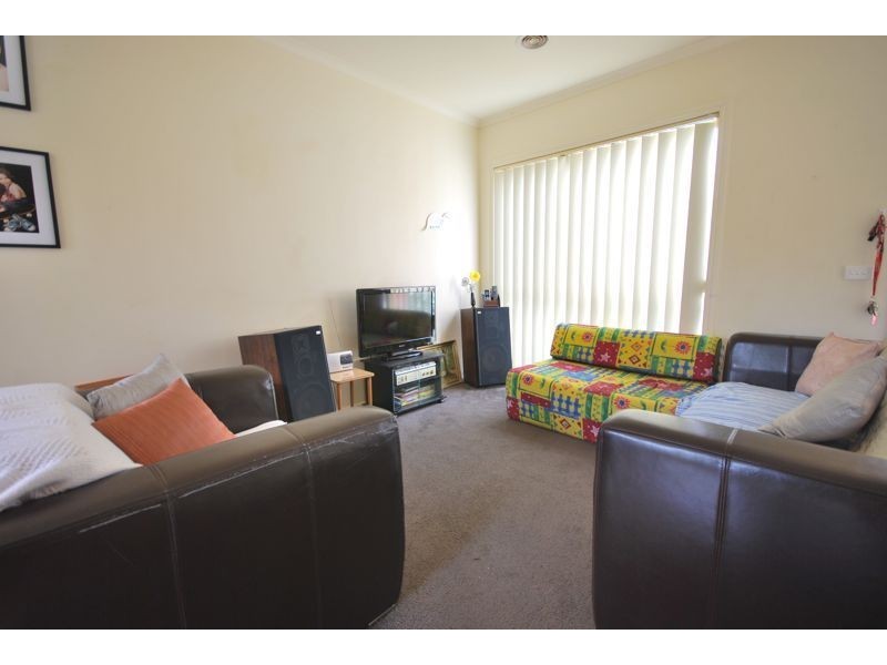 3/24 Grace Street, Cranbourne VIC 3977