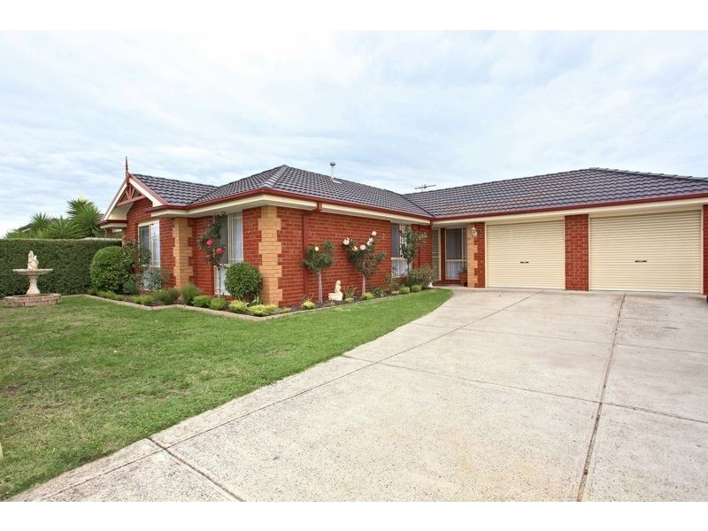 47 Middleham Close, Cranbourne West VIC 3977