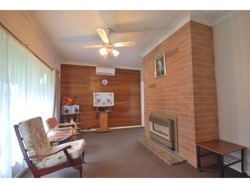 2 Scott Street, Cranbourne VIC 3977