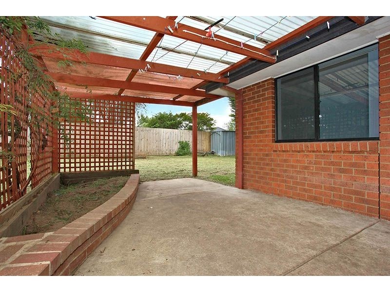 69 Courtenay Avenue, Cranbourne North VIC 3977