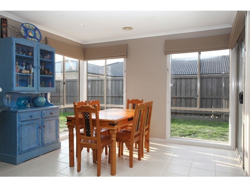 5 Derby Court, Cranbourne North VIC 3977