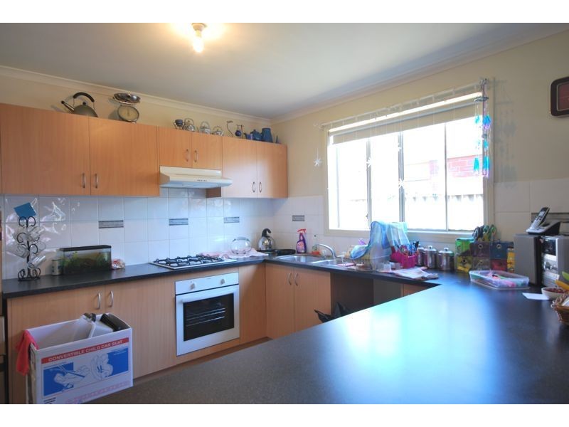 10 Tyndall Street, Cranbourne East VIC 3977
