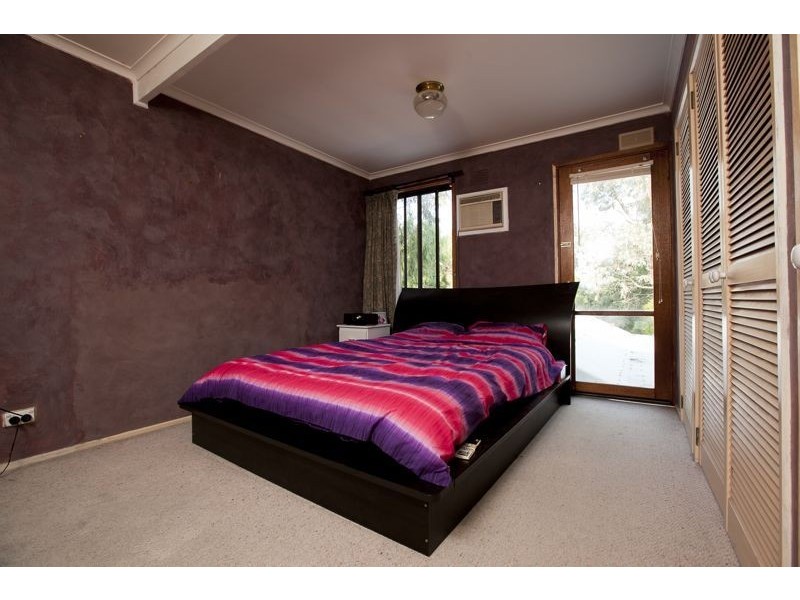 16 Redwood Court, Junction Village VIC 3977