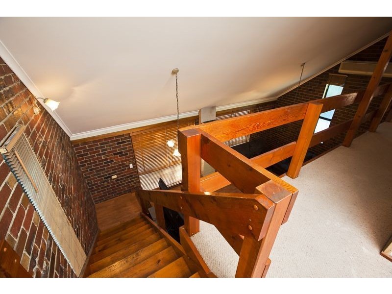 16 Redwood Court, Junction Village VIC 3977