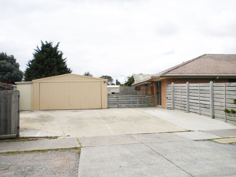 2 Conferta Court, Cranbourne West VIC 3977