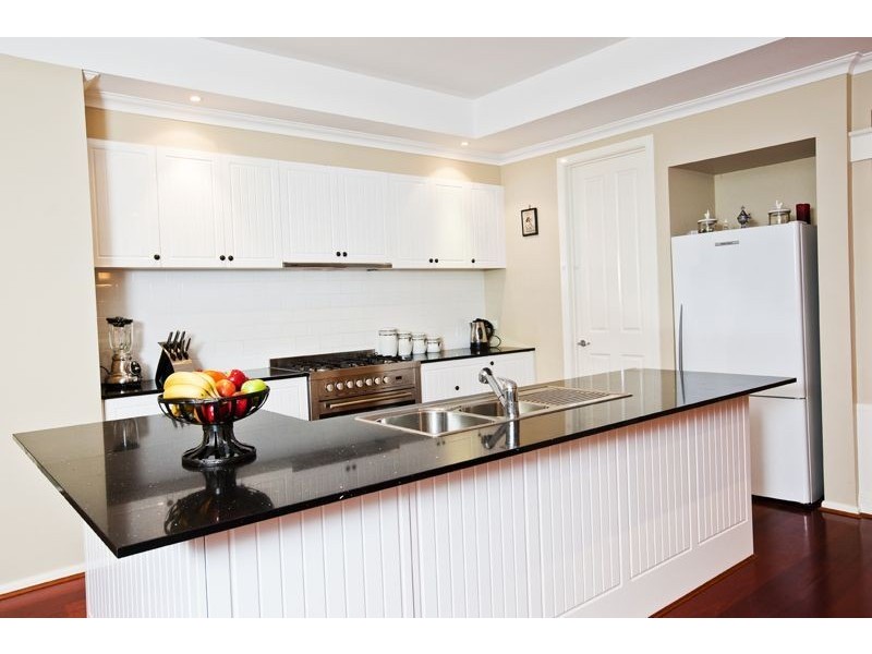 21 Mermaid Grove, Lyndhurst VIC 3975