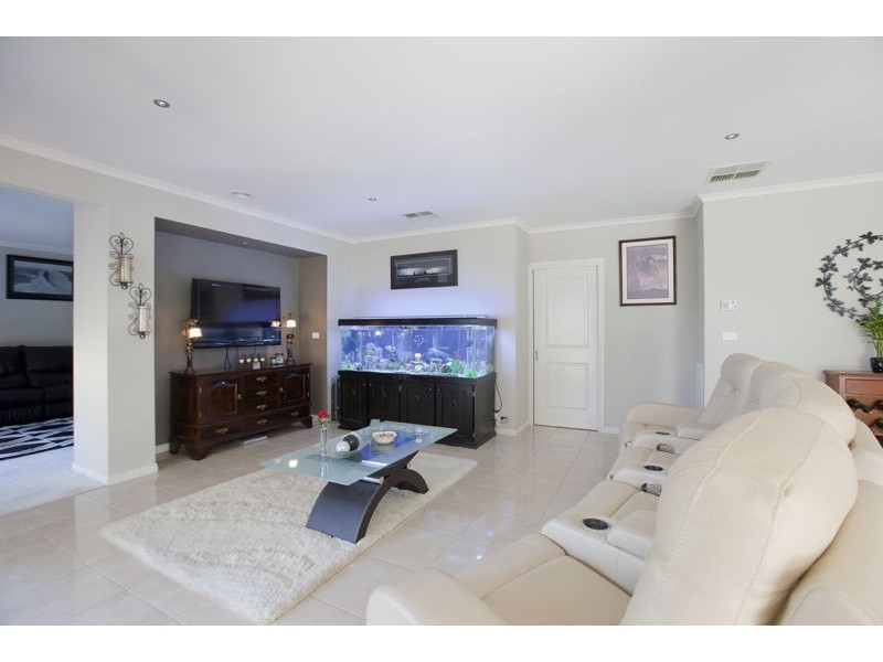 Cranbourne East VIC 3977
