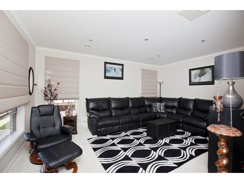 Cranbourne East VIC 3977